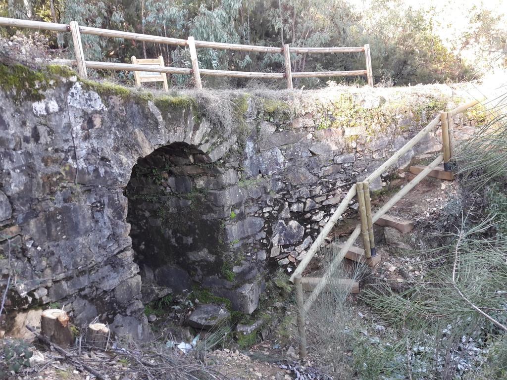 בית הארחה Casas de Miravete 	Los Montes מראה חיצוני תמונה